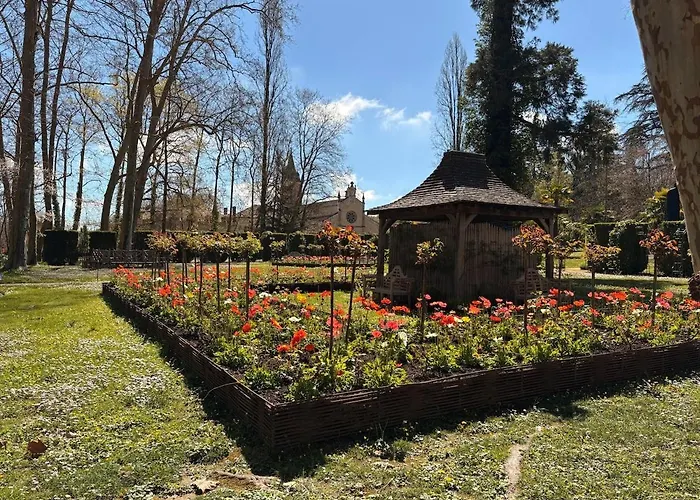 بيت للعطل Albizias 3 *